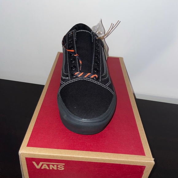 Size 9 Vans - Picture 5 of 5